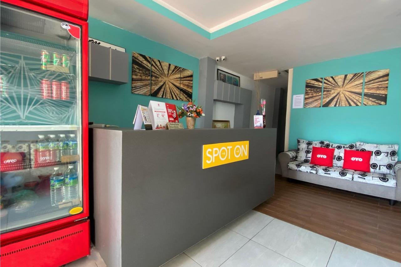 Spot On 90283 Twenty Seven Muntri Hotell Tanjung Bungah  Eksteriør bilde